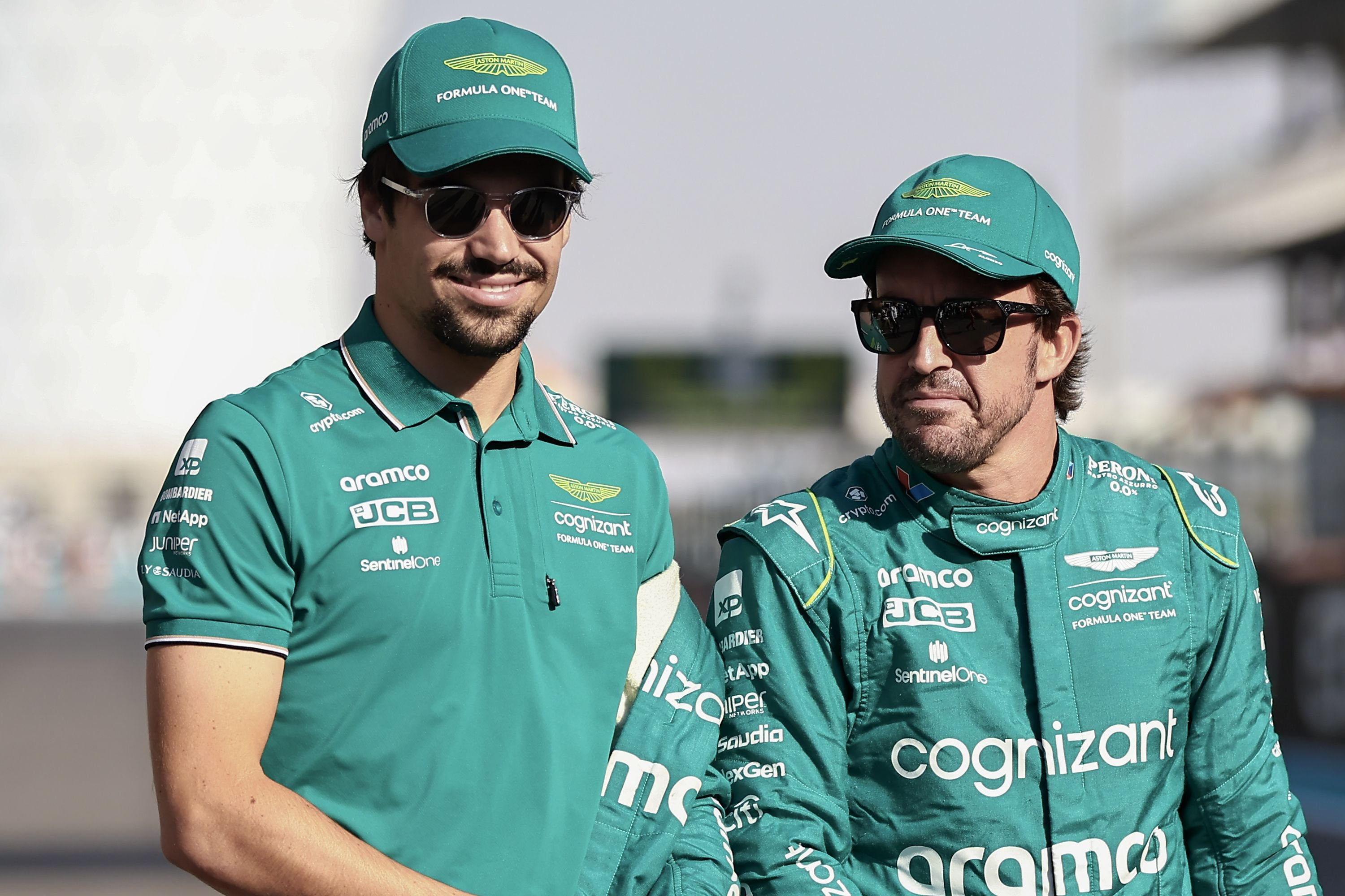 哈斯车队完胜雷诺车队，阿隆索点燃赛场