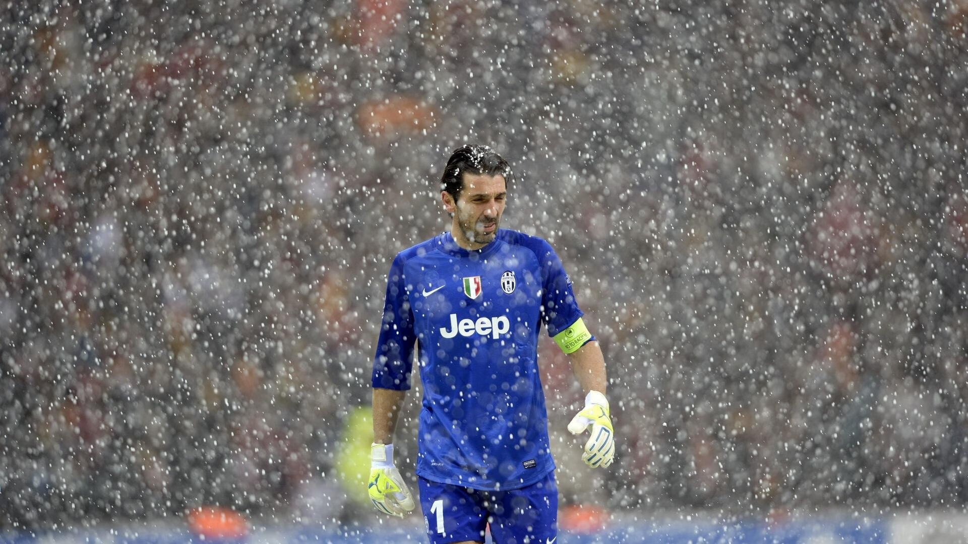 美加墨世界杯焦点战，洪都拉斯战术压制拉齐奥，中北美足球的战术觉醒