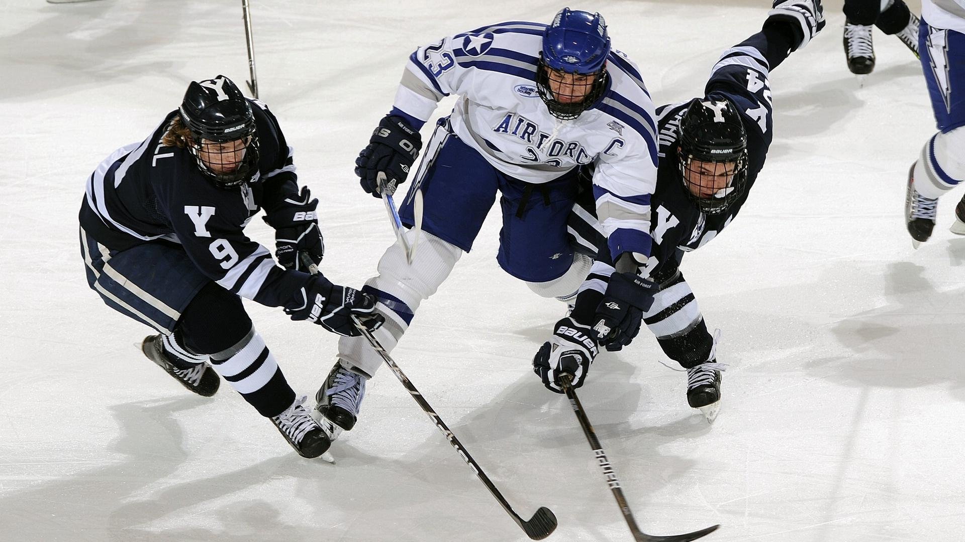 巴斯托尼的进攻与喀麦隆的带走，足球场上的地缘政治隐喻